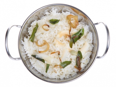 Kokosová rýže se smaženou cibulkou
