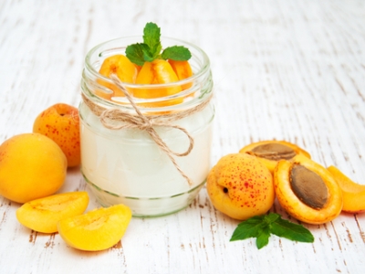 Domácí meruňkový jogurt
